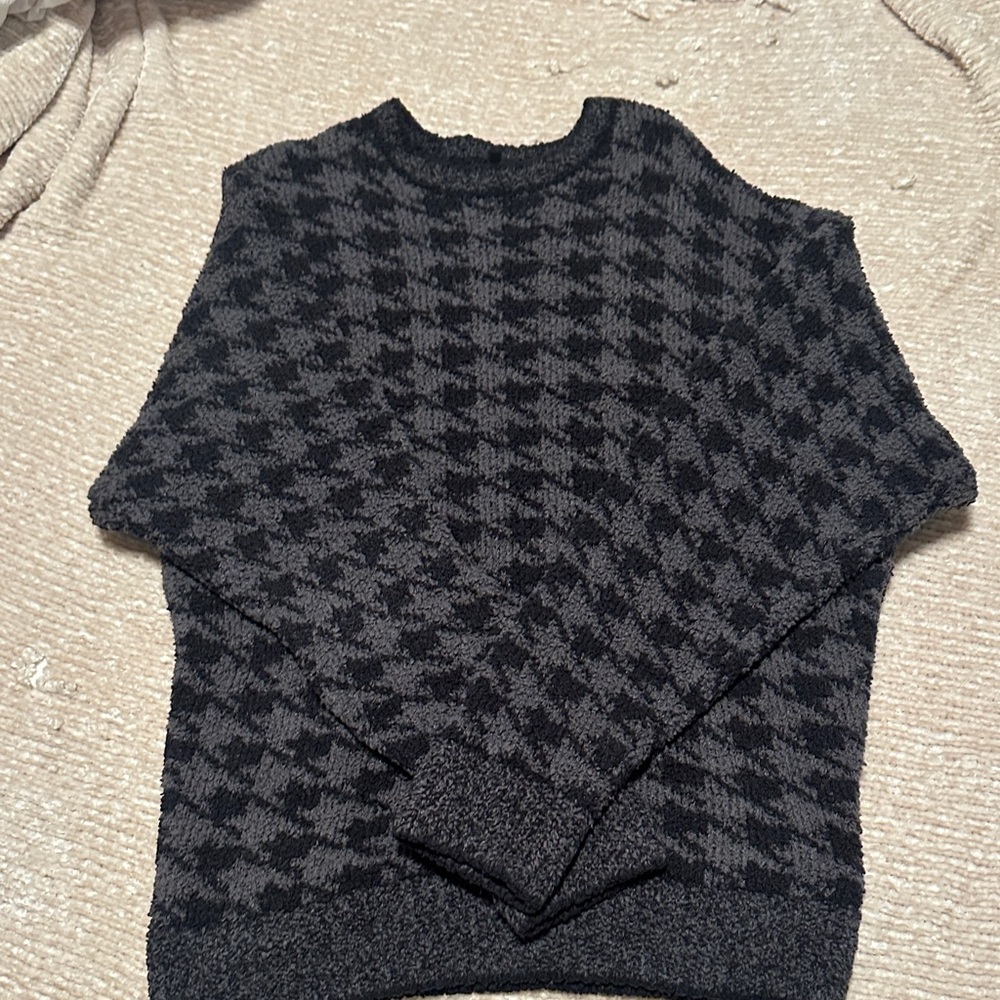 SKIMS Cozy Knit Black and Gray Crewneck
